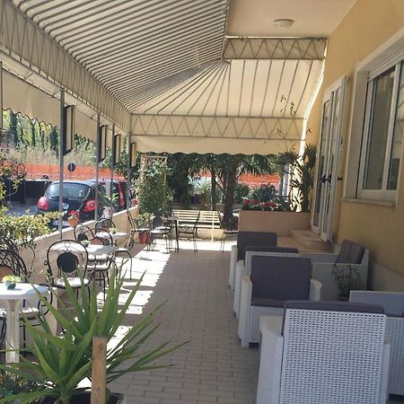 Hotel Villa Rinaldini Rimini Exteriér fotografie